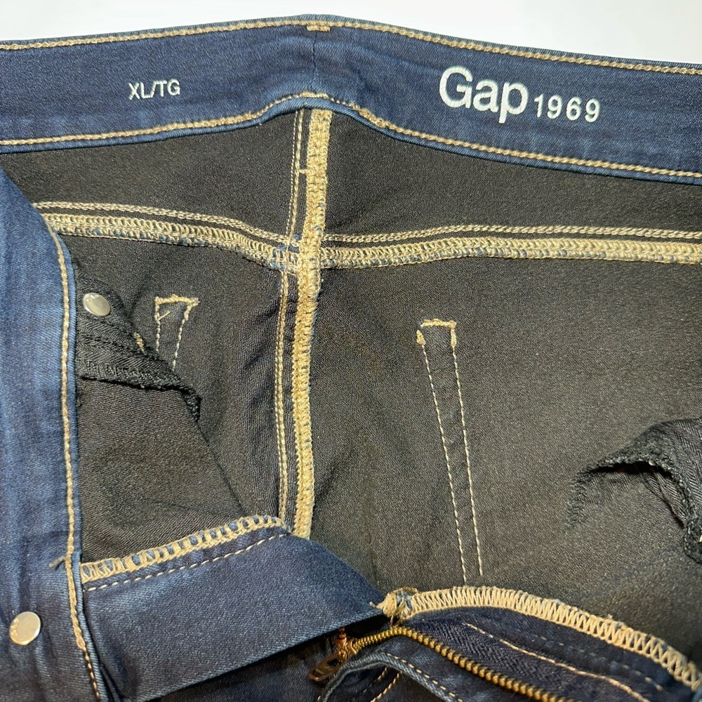 GAP Indigo Skinny Jeans with Contrast Stitching - Picture 2 of 4